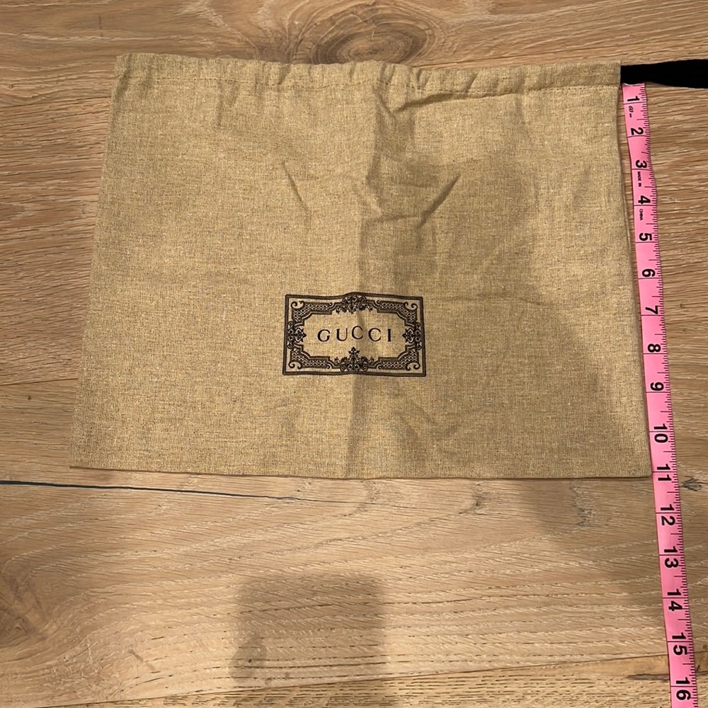 Gucci dust/garment bag.